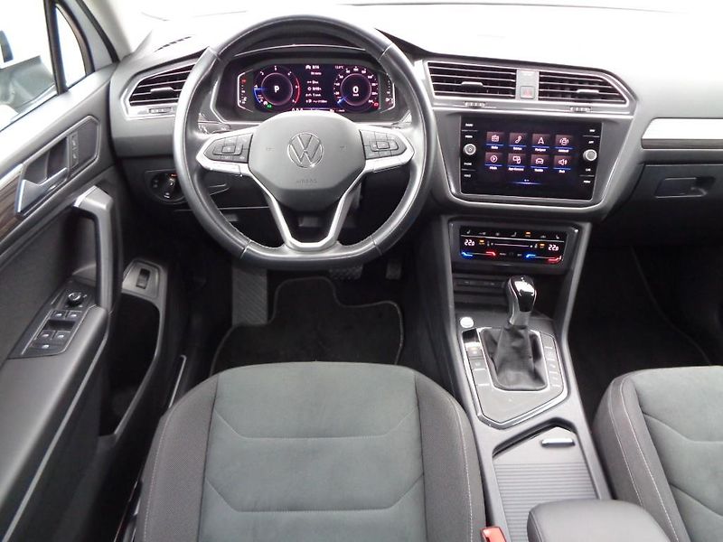 Volkswagen Tiguan 2.0 TDI DSG Elegance  110 kW - fotka 5 z 30