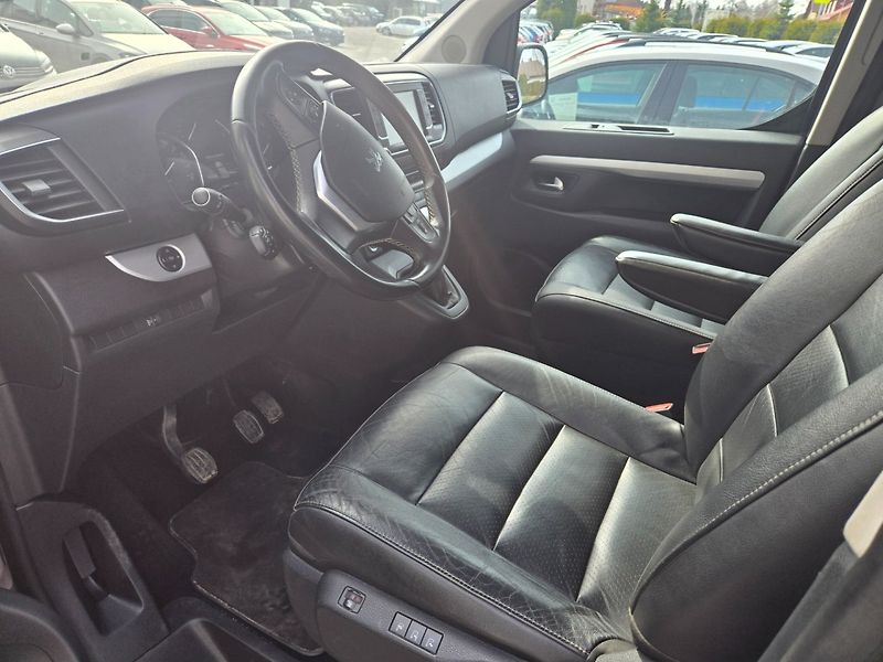 Peugeot Traveller (2016) 2.0 HDi DPH - fotka 9 z 24