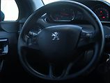 Peugeot 208 (2012) 1.4 HDI, po STK, zamluveno - náhled 15