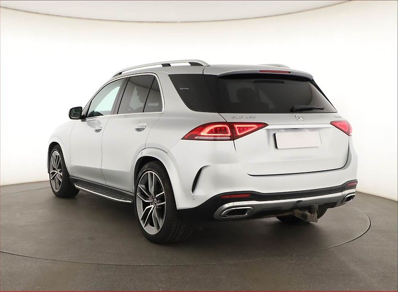 Mercedes-Benz GLE (2020) 450 - fotka 4 z 31