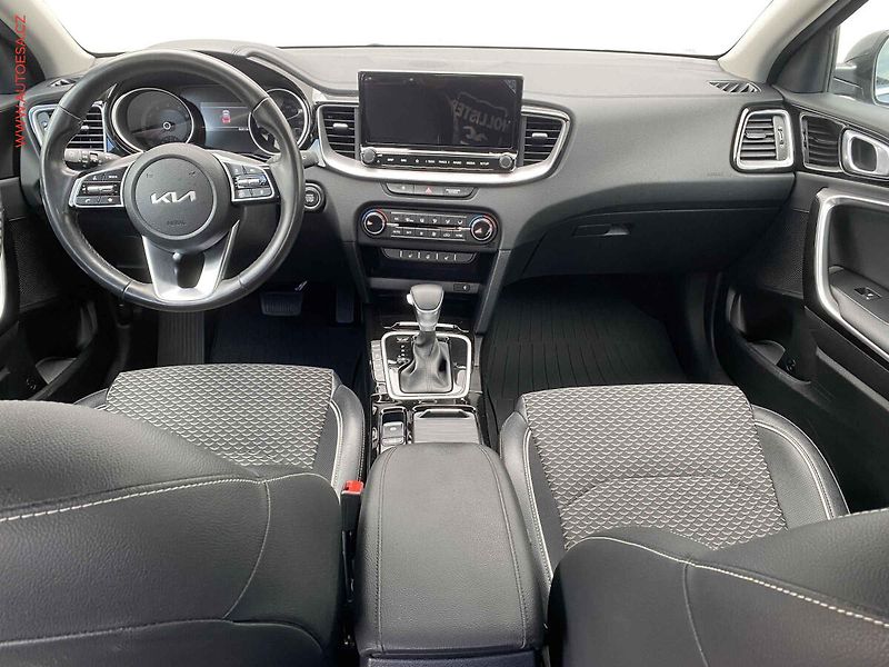 Kia XCeed (2022) 1.5 T-GDi, 1.maj,ČR, TOP, AT - fotka 8 z 19