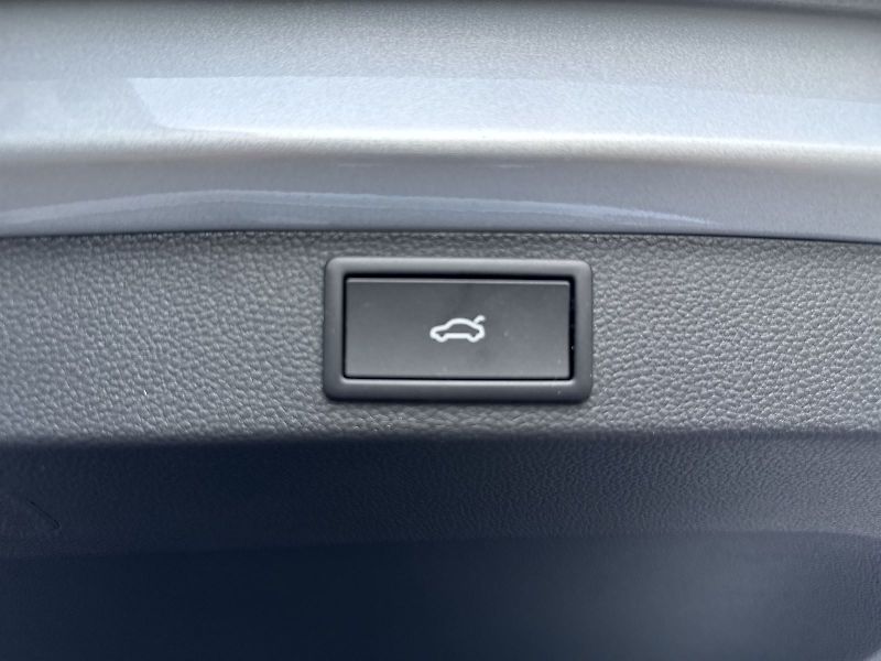 Škoda Karoq (2025) 1.5 TSI DSG Sportline - fotka 29 z 33