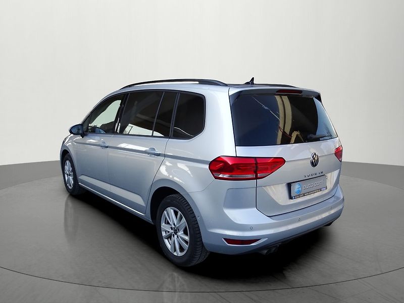 Volkswagen Touran 2.0TDI DSG 7míst Webasto TZ - fotka 3 z 40