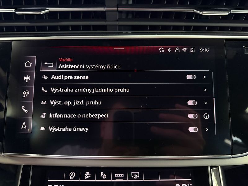 Audi Q8 50TDI QUATTRO S-LINE, PANORAMA - fotka 21 z 37