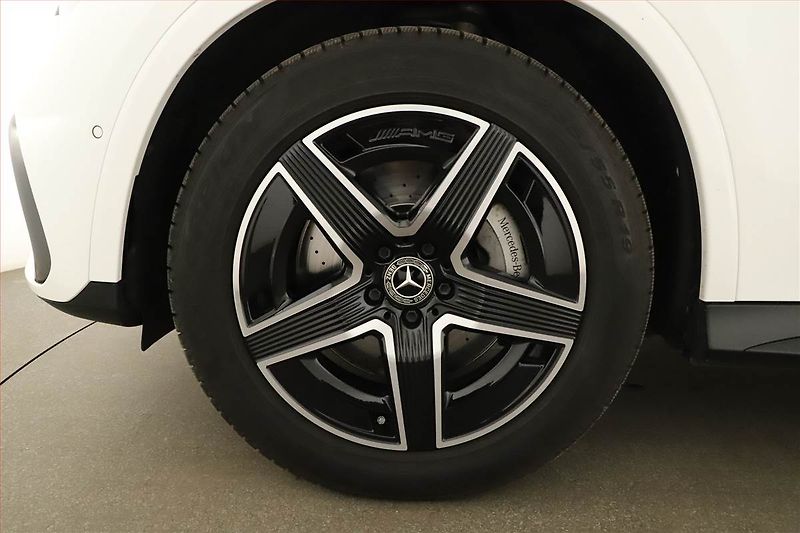 Mercedes-Benz GLC (2023) 220 d 4MATIC, 360°, ACC - fotka 12 z 20