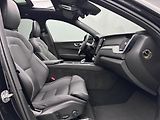 Volvo XC60 B5 AWD BLACK EDITION AUT  - náhled 24
