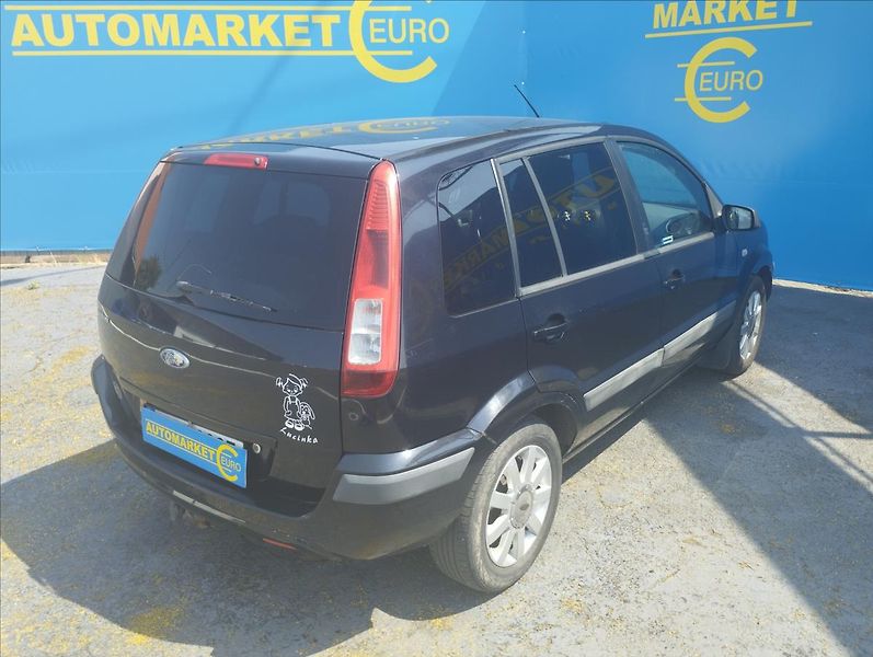 Ford Fusion 1,4 59KW - fotka 4 z 13