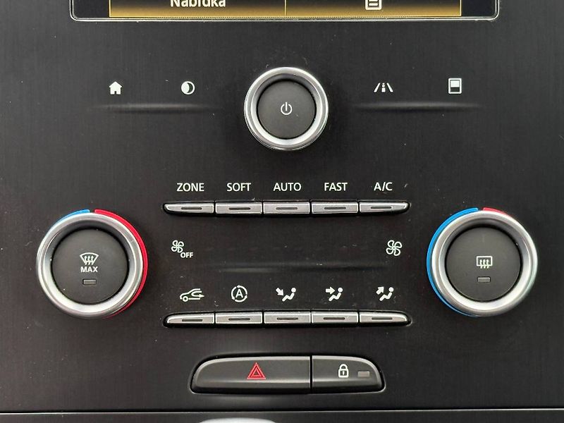Renault Scénic (2019) 1.7 DCi 88 kW Intens EDC - fotka 15 z 23