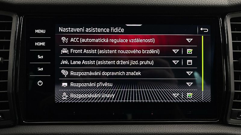 Škoda Kodiaq 2.0 TDI DSG 4x4 Sportline Excl - fotka 28 z 35