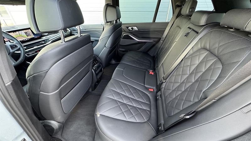 BMW X5 xDrive30d - fotka 9 z 15