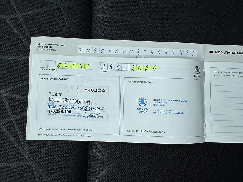 Škoda Rapid (2018) 1.0TSi Xenony Digi Klima DAB - fotka 32 z 48