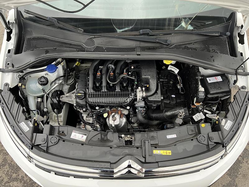 Citroën C3 1.2 VTI 61 kW - fotka 14 z 20