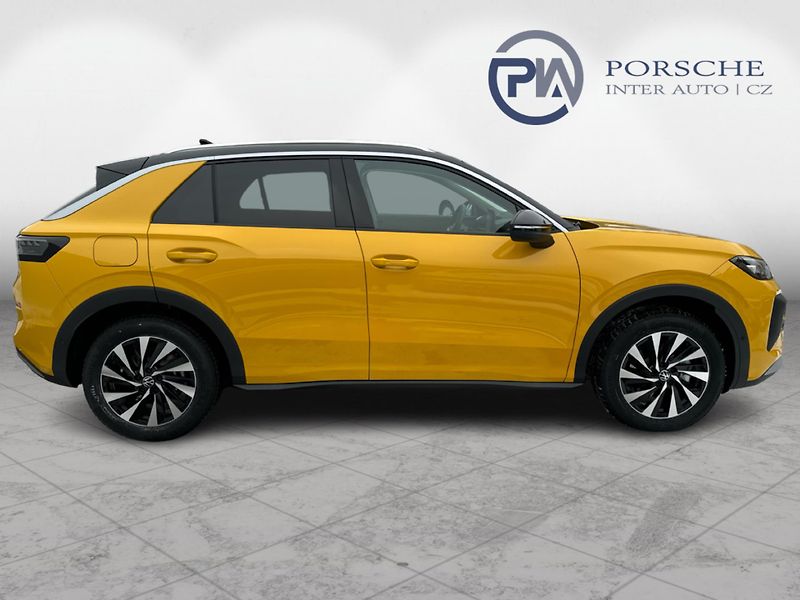 Volkswagen T-Roc Style 1,5 eTSI 110 kW 7DSG - fotka 7 z 18