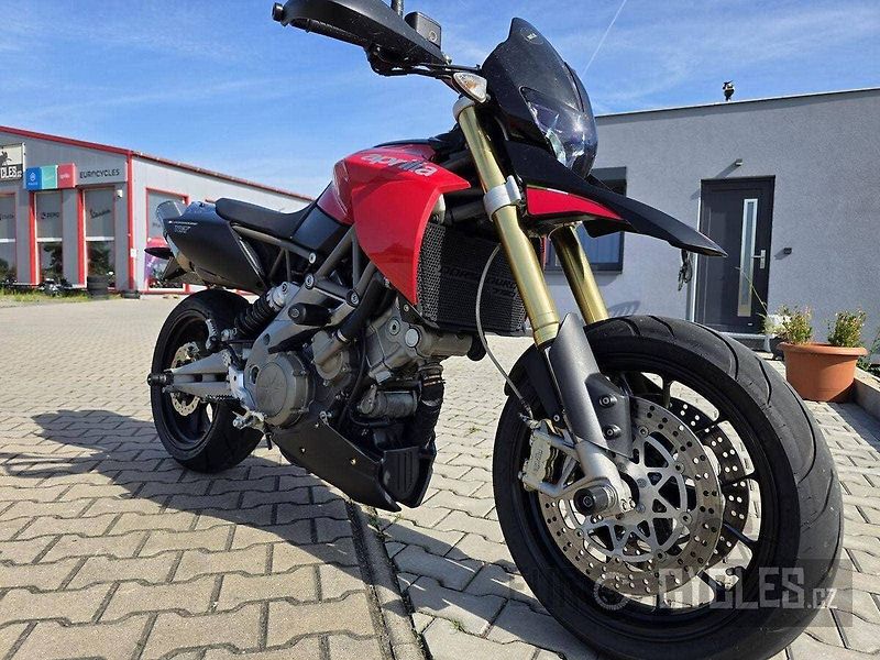 Aprilia Dorsoduro 750 (2010) - fotka 16 z 18