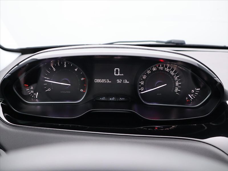 Peugeot 208 1.5 HDI 75 kW Klima CZ 86'853 - fotka 15 z 25