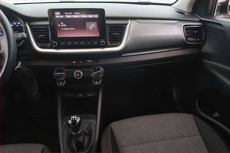 Kia Stonic (2023) 1.2 DPI, Serv.kniha, Tempomat - fotka 8 z 16