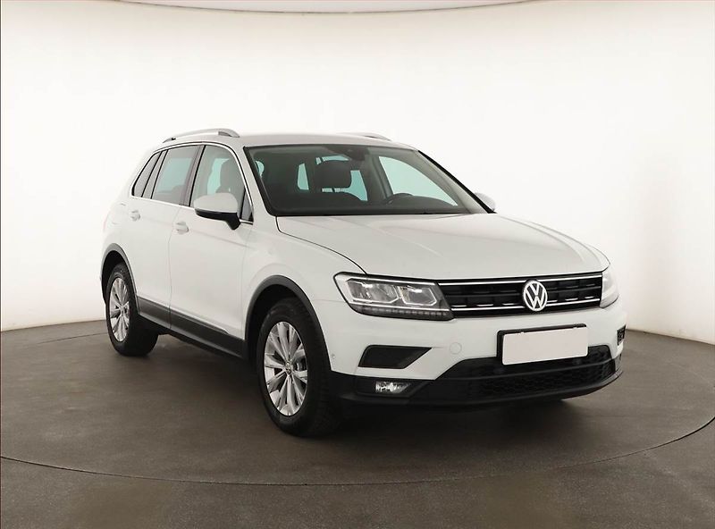 Volkswagen Tiguan (2019) Highline 2.0 TDI, ČR,1.maj - fotografie inzerátu
