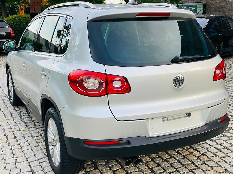 Volkswagen Tiguan 2.0TDI 4x4 MAN SERVISKA TAŽNÉ - fotka 16 z 45