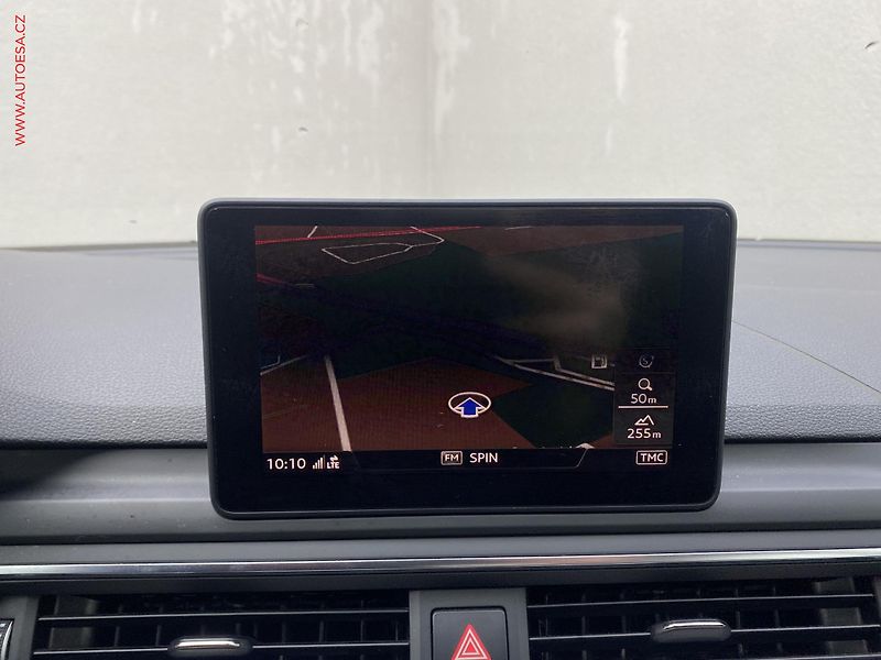 Audi A4 (2017) 2.0 TDi, Bixen, navi - fotka 19 z 19