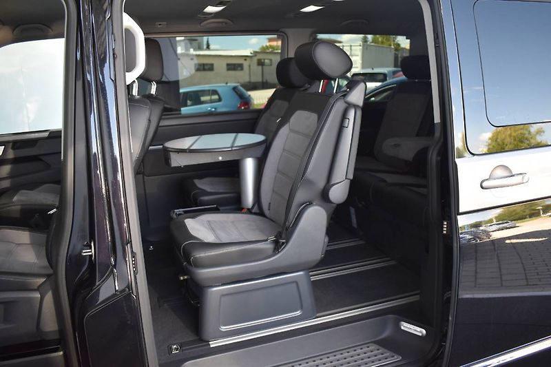 Volkswagen Multivan (2023) 2.0TDI 150kW DSG 4x4, LED, taž - fotka 13 z 26