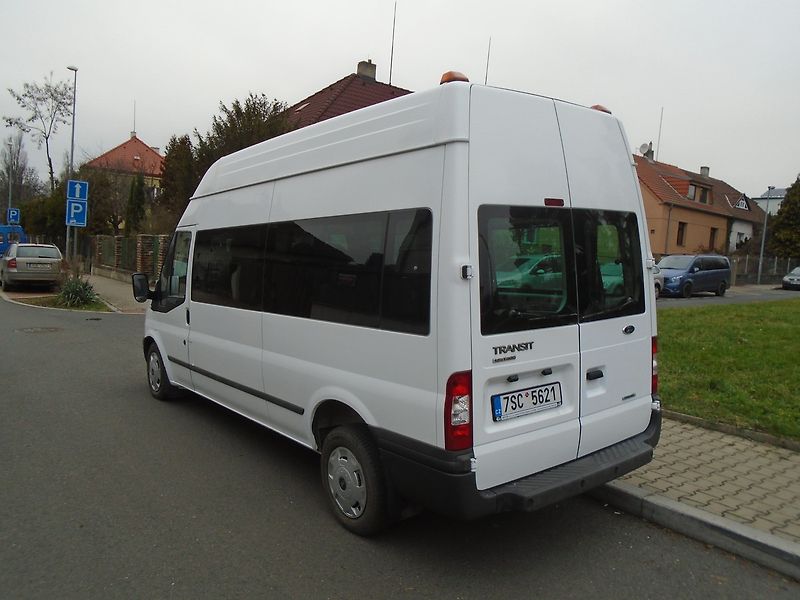 Ford Transit (2014) 2.2 TDCi L3H3 Bus 9 míst AC - fotka 3 z 30