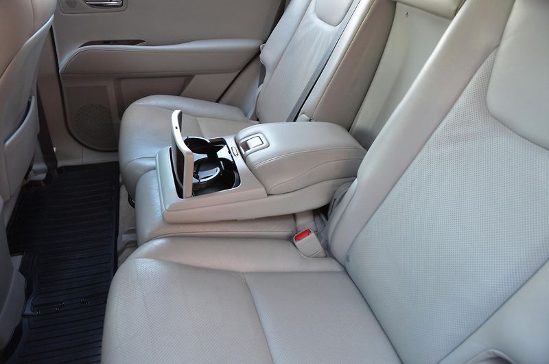 Lexus RX (2010) RX 350 3.5 204kW 4x4 LPG / ČR - fotka 16 z 43