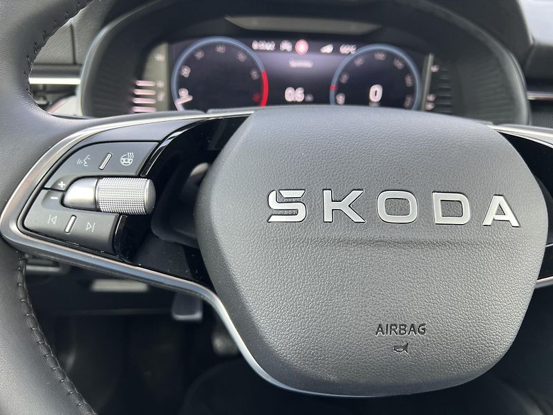 Škoda Kamiq Top Selection 1.5TSi PŮVOD ČR - fotka 15 z 46