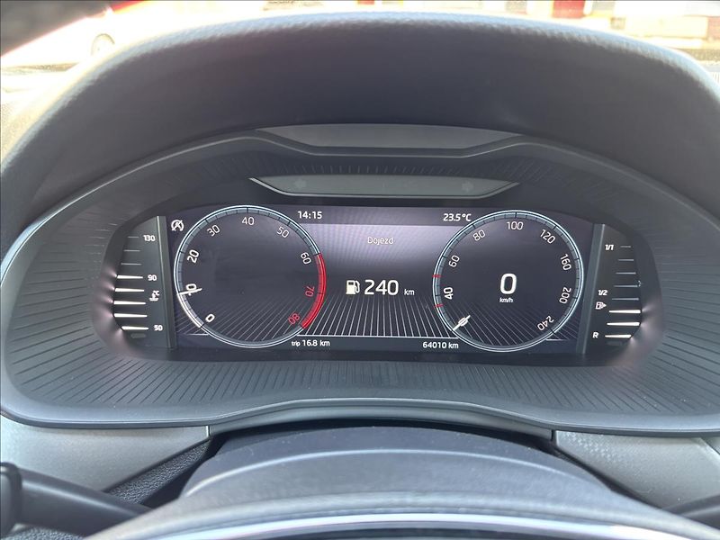 Škoda Scala 1,0 TSI 81kW Style - fotka 25 z 39
