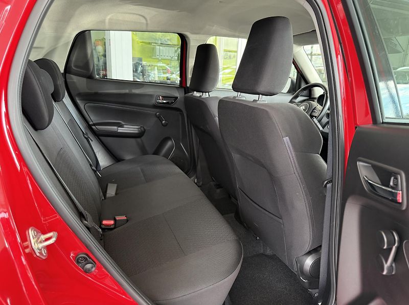 Suzuki Swift (2021) - fotka 10 z 25