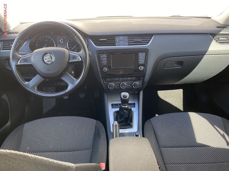 Škoda Octavia (2014) 2.0 TDi, Ambition - fotka 8 z 18