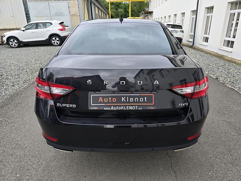 Škoda Superb 200kW 4x4 DSG WEBASTO - fotka 6 z 24