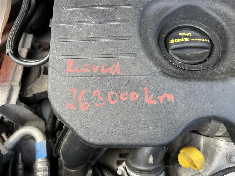 Ford Transit Connect 1,5 TDCi 5.MÍST SERVIS ROZVODY - fotka 32 z 42