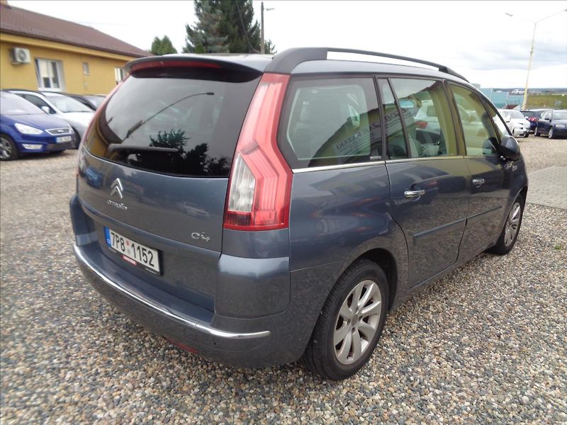 Citroën C4 Picasso 2,0 - fotka 15 z 17