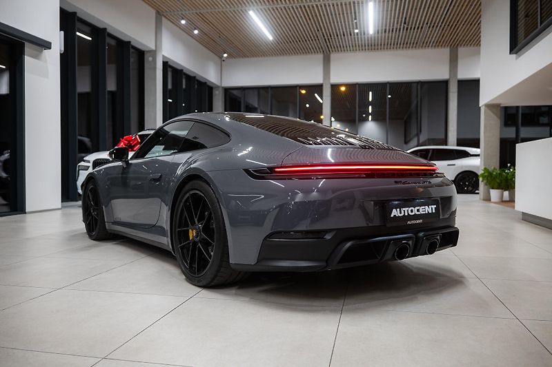Porsche 911 (2025) Carrera GTS 398KW TOP VÝBAVA  - fotka 11 z 49