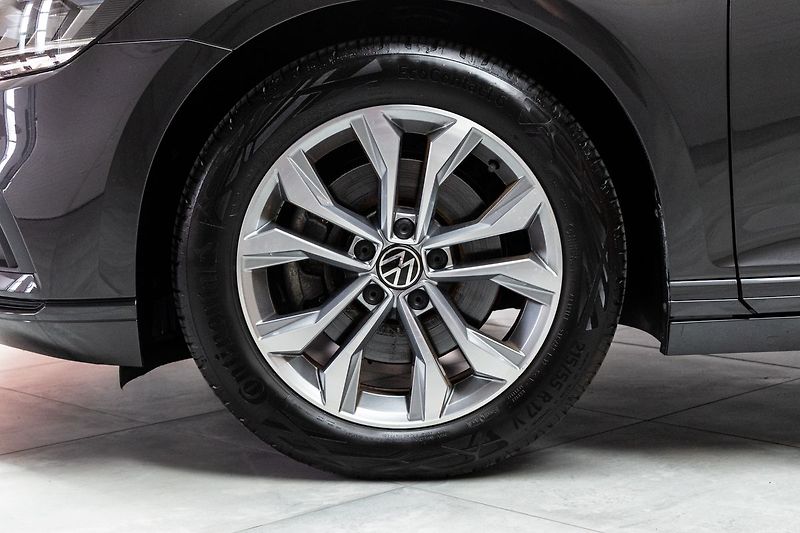 Volkswagen Passat 1.5 TSI DSG*BUSINESS*DPH*ČR 1M - fotka 33 z 40