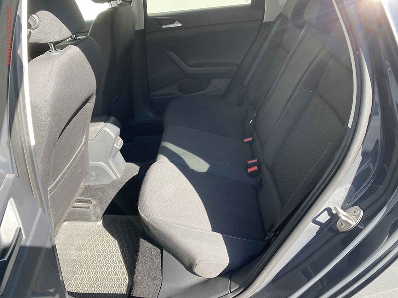 Volkswagen Polo (2018) 1.0i, Comfortline, park. - fotka 10 z 17