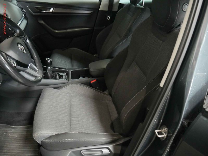 Škoda Karoq (2017) 2.0 TDi 4x4, 1.maj,ČR, LED - fotka 9 z 22