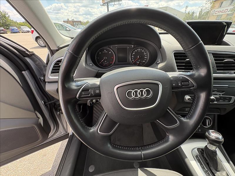 Audi Q3 2,0 TDi110kW,S-tr,Led,Nav,Výhř - fotka 6 z 31