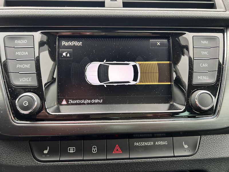 Škoda Fabia JOY 1.0MPi 55kw KLIMA NAVI ALU - fotka 26 z 47