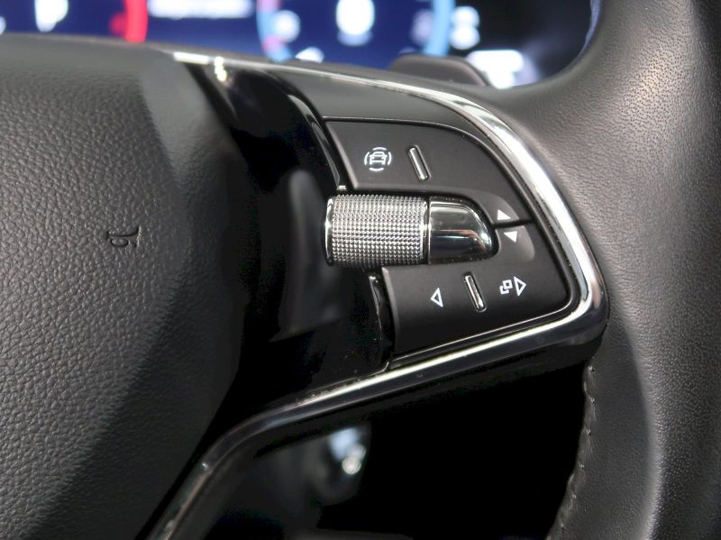 Škoda Superb (2022) STYLE 2.0TDI 147KW 4x4 DSG TAŽ - fotka 22 z 44