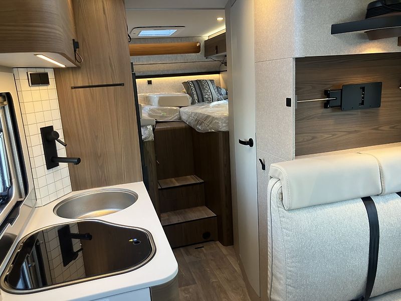 Hymer (2025) ML-T 580 4x4 sk.B Premium - fotka 9 z 23
