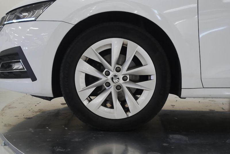 Škoda Octavia - fotka 10 z 25