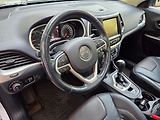 Jeep Cherokee (2014) 2.0 CRD 4x4 Limited Aut Pano - náhled 24