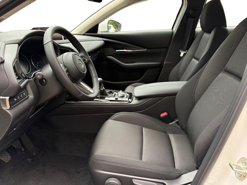 Mazda CX-30 (2025) G140/6MT/FWD/CENTRE LINE - fotka 9 z 15