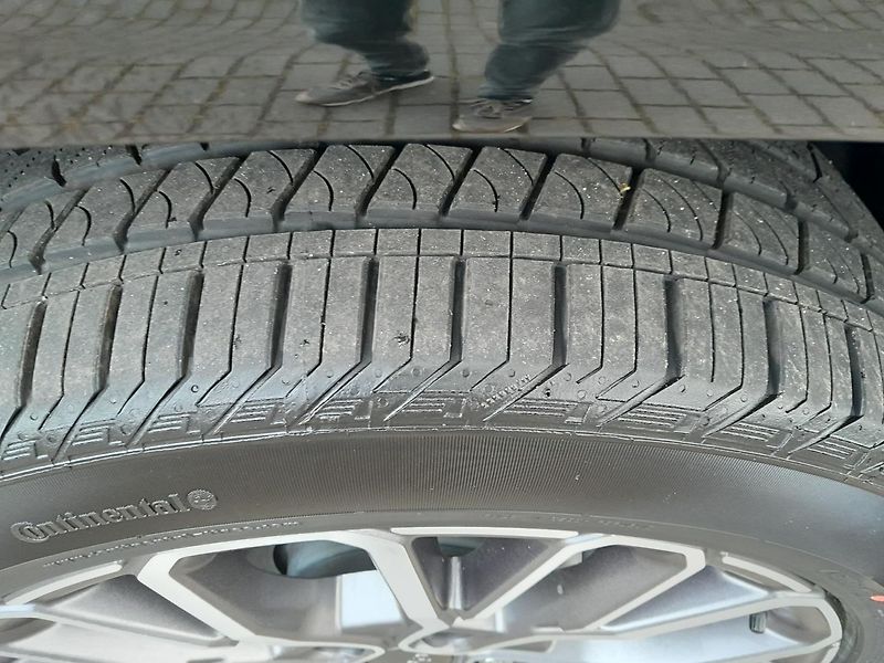 Jeep Grand Cherokee (2025) L 3,6 V6 Summit Reserve 7 míst - fotka 15 z 64