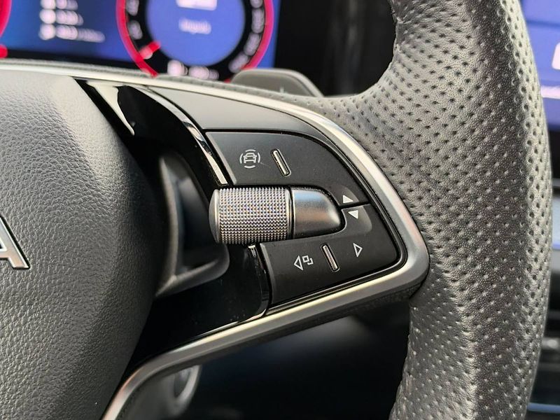 Škoda Kodiaq Sportline 2,0 TDI 142 KW 4x4 7 - fotka 23 z 34