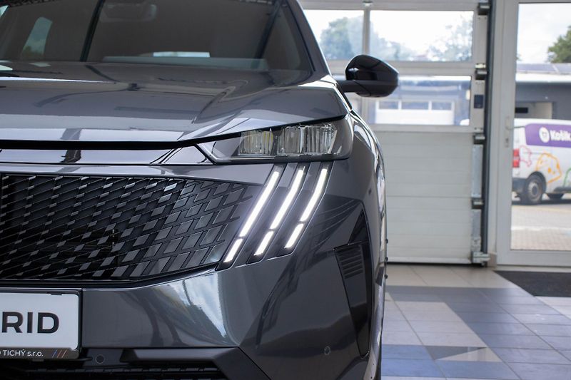 Peugeot 5008 (2026) BUSINESS Hybrid 145 e-DCS6 - fotka 14 z 15