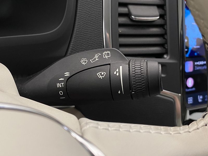 Volvo XC90 B5 AWD CORE AUT CZ 7M - fotka 25 z 63