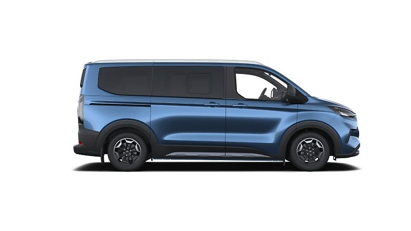 Ford Tourneo Custom (2026) Active L1, Tourneo, 2.5 Durate - fotka 2 z 9