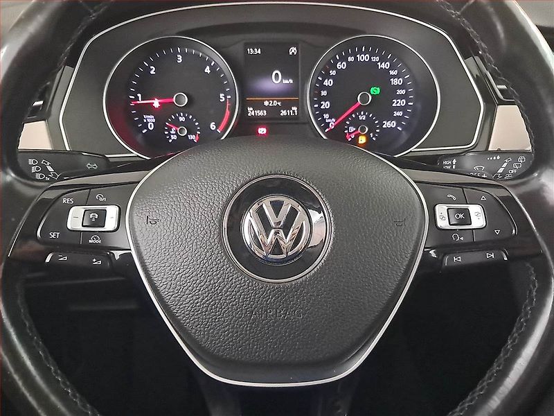 Volkswagen Passat (2016) 2.0 BiTDI, 4X4, Automat, Kůže - fotka 17 z 23